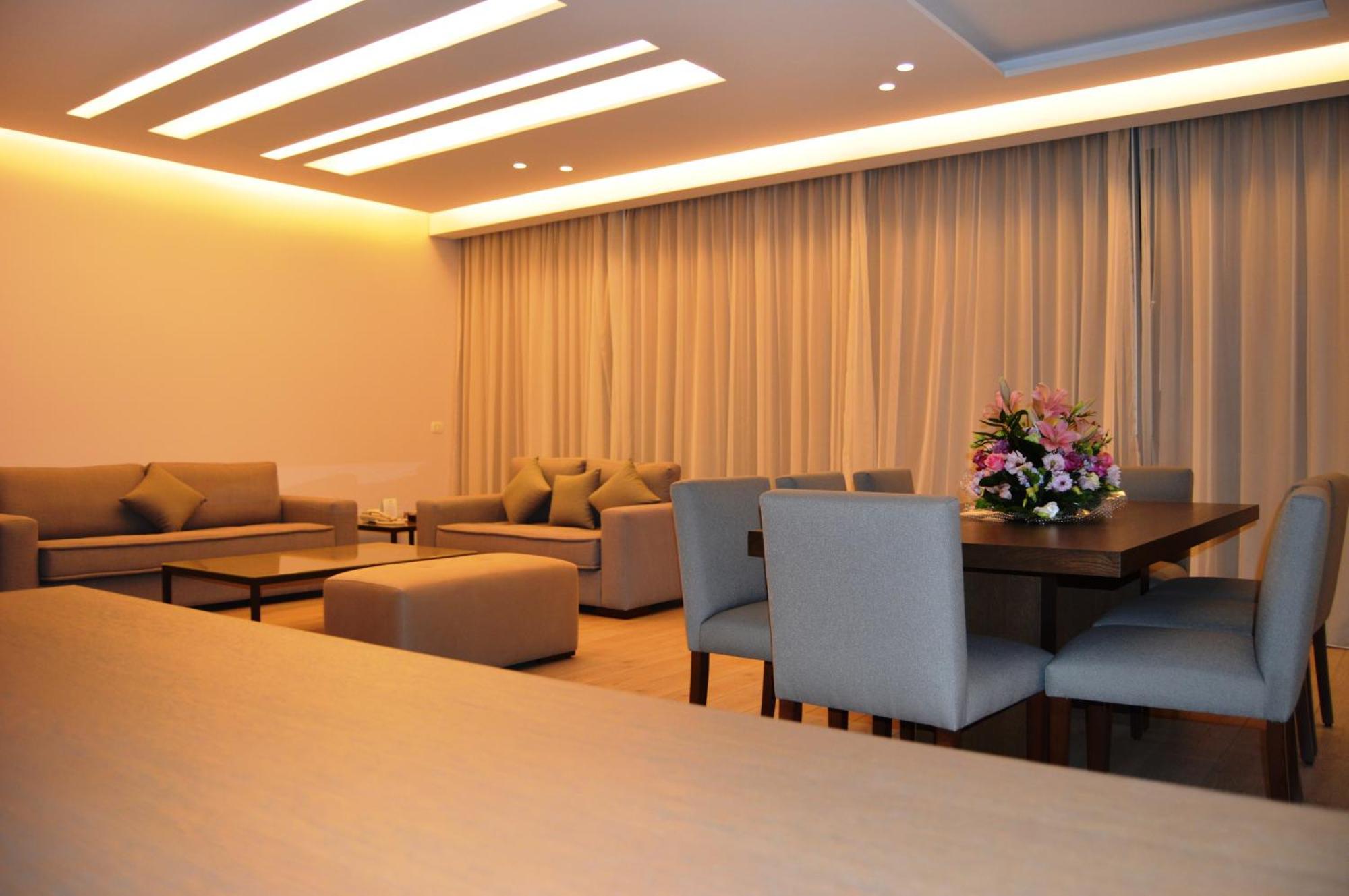 Country Lodge Hotel & Resort ביירות חדר תמונה