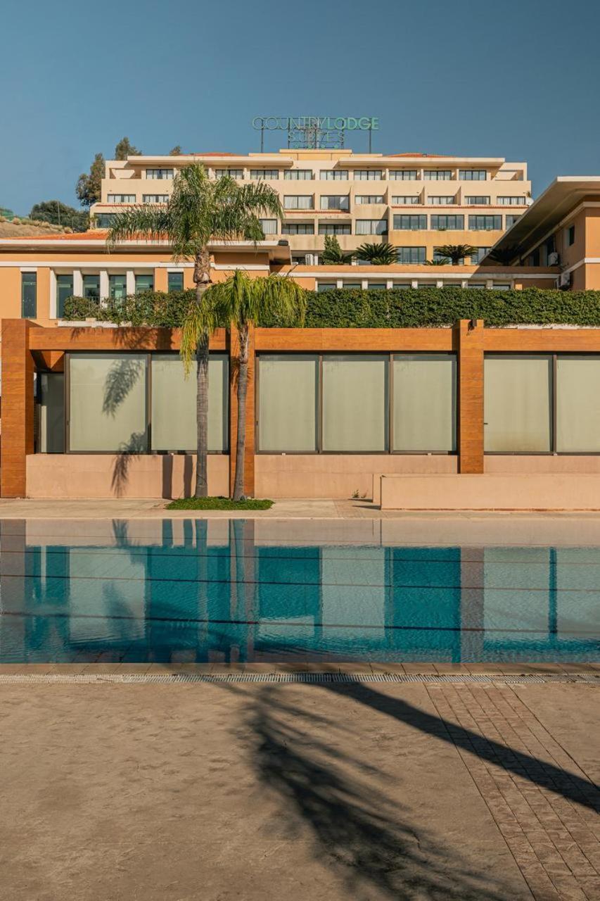 Country Lodge Hotel & Resort ביירות מראה חיצוני תמונה