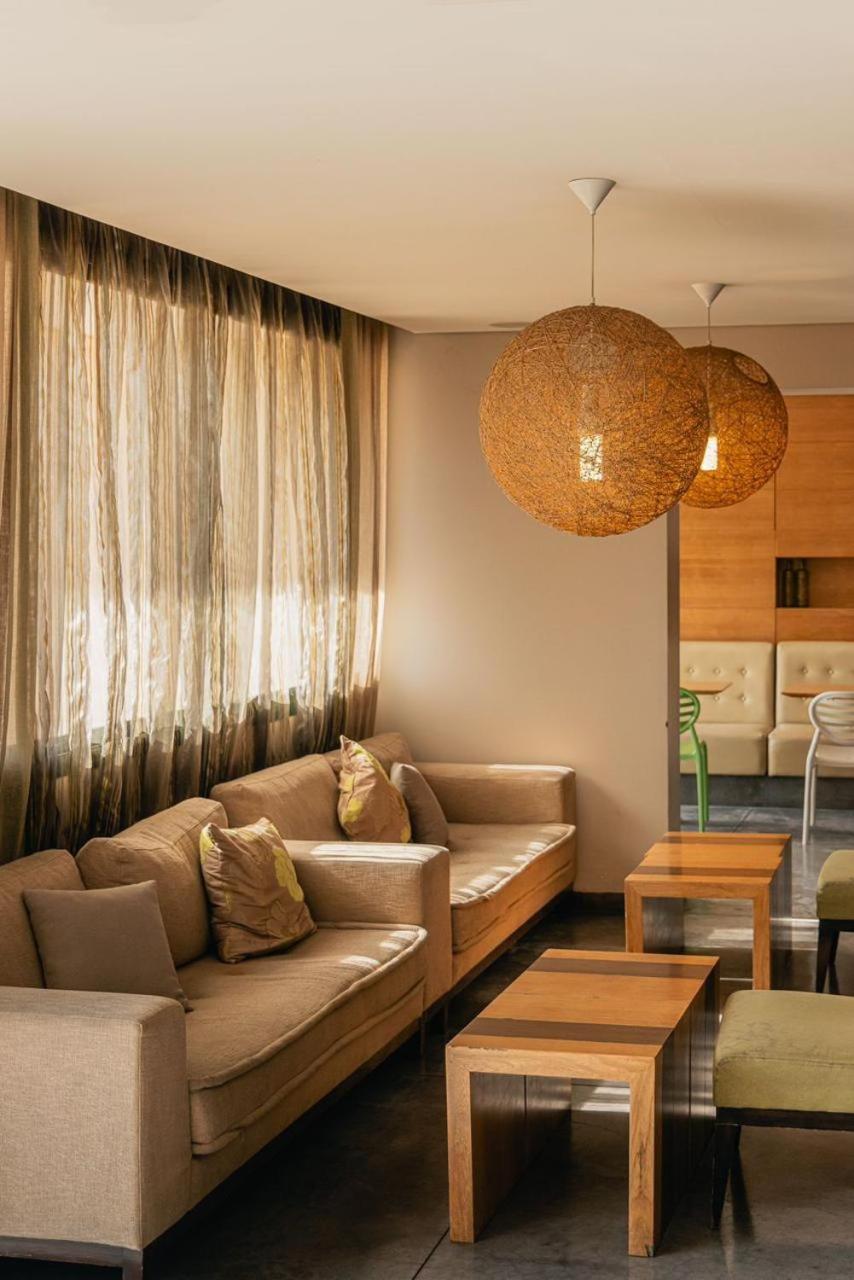 Country Lodge Hotel & Resort ביירות מראה חיצוני תמונה