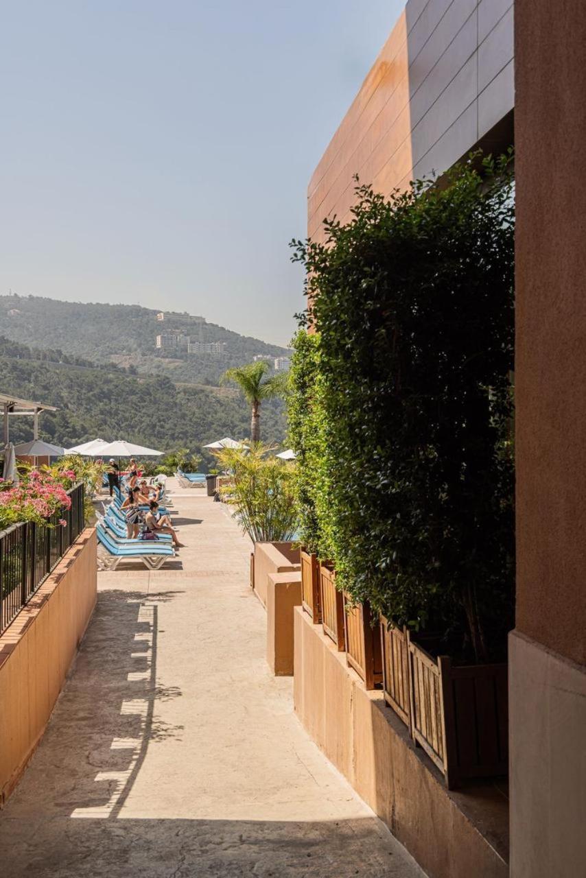 Country Lodge Hotel & Resort ביירות מראה חיצוני תמונה