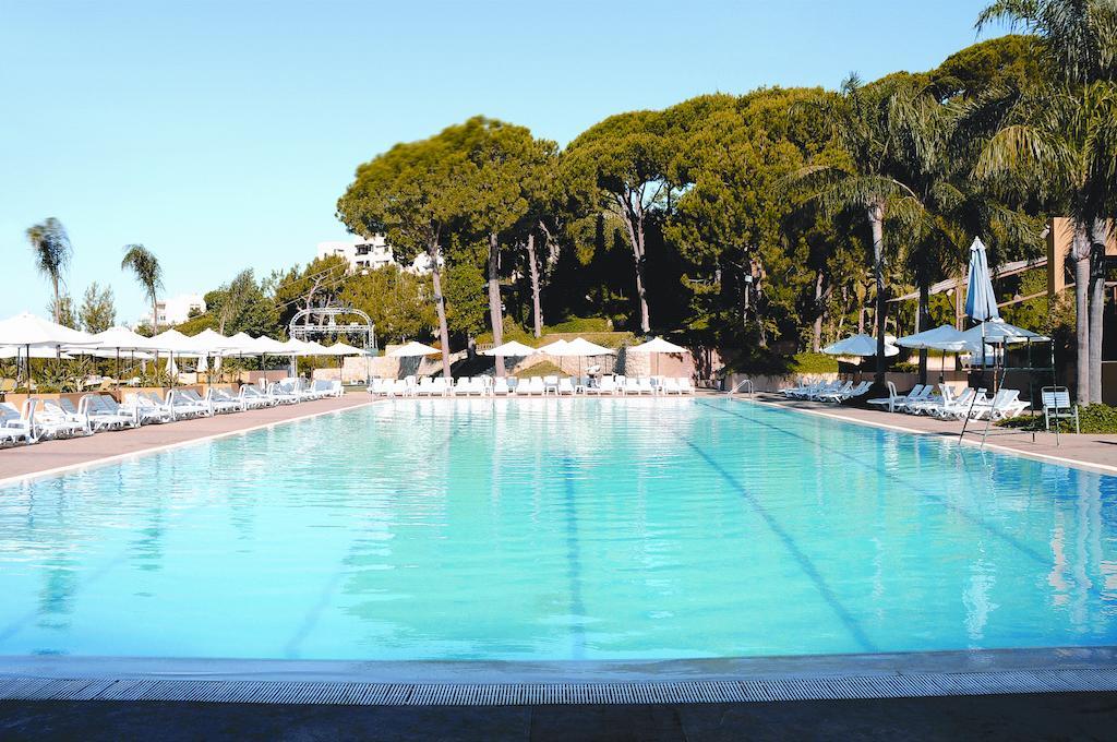 Country Lodge Hotel & Resort ביירות מראה חיצוני תמונה