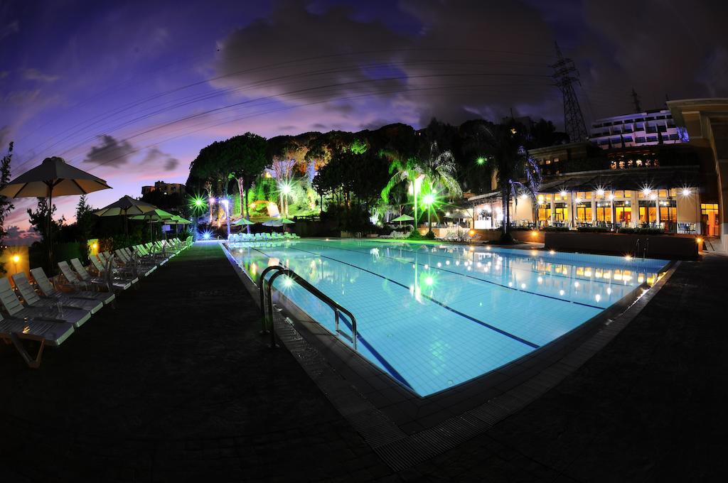 Country Lodge Hotel & Resort ביירות מראה חיצוני תמונה