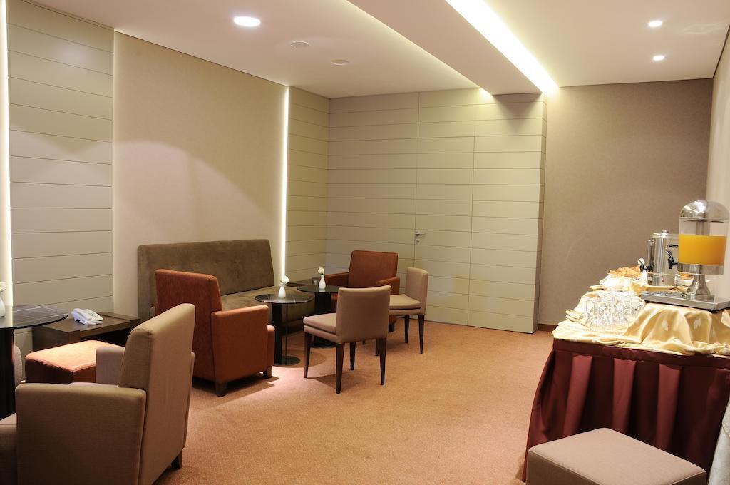 Country Lodge Hotel & Resort ביירות מראה חיצוני תמונה
